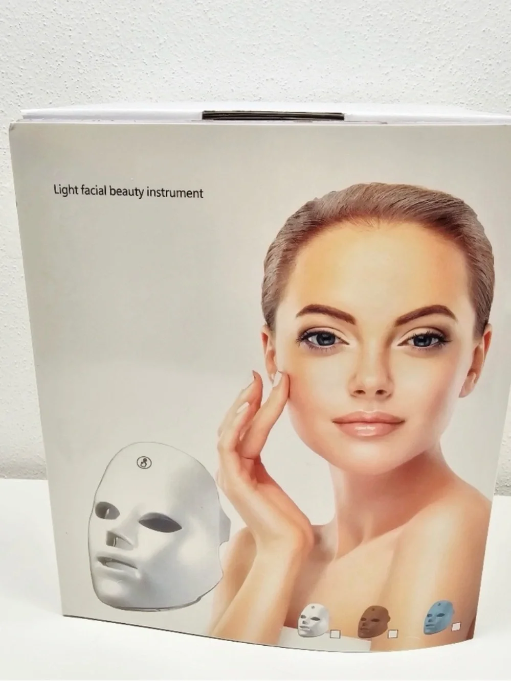 NEW Science And Technology Cosmetology White LED Facial Beauty Mask